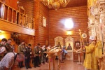 С молитвой о городе-юбиляре: в день 50-летней годовщины Нижнекамска владыка Пармен возглавил Божественную Литургию в одном из его храмов 